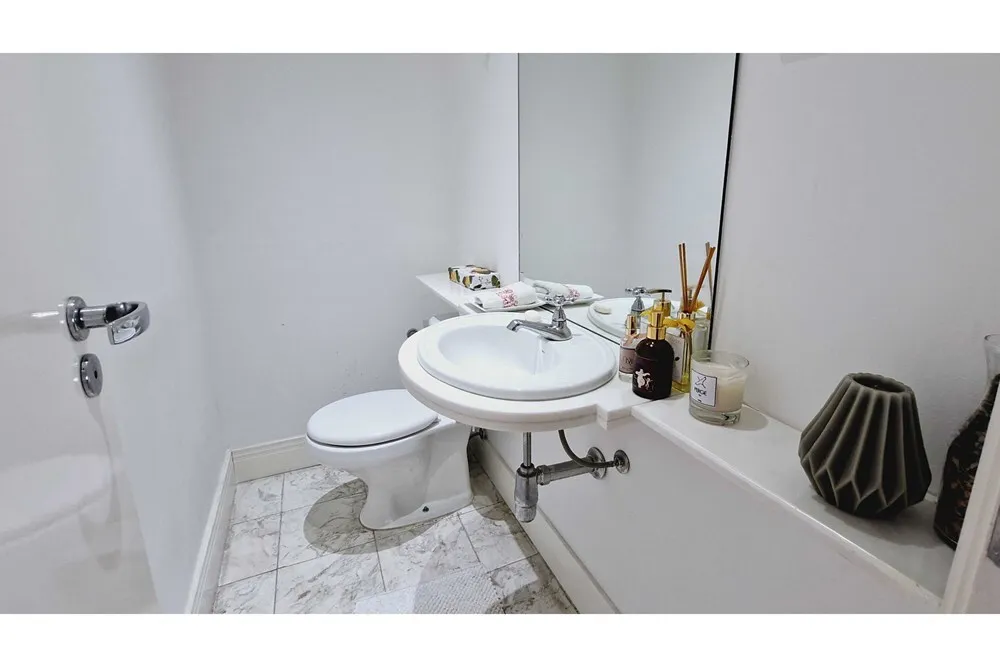 VACSC 321 Apto 601361044-31 - REMAX Trio Exclusividades