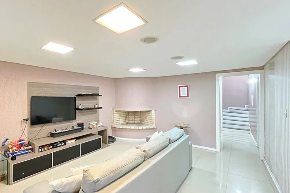 IJB 1200 Casa 610191048-19 - REMAX Casa Sul Exclusividades