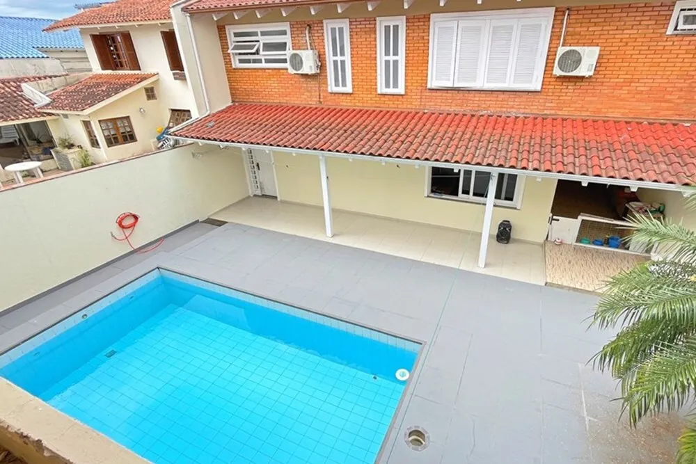 IJB 1200 Casa 610191048-19 - REMAX Casa Sul Exclusividades