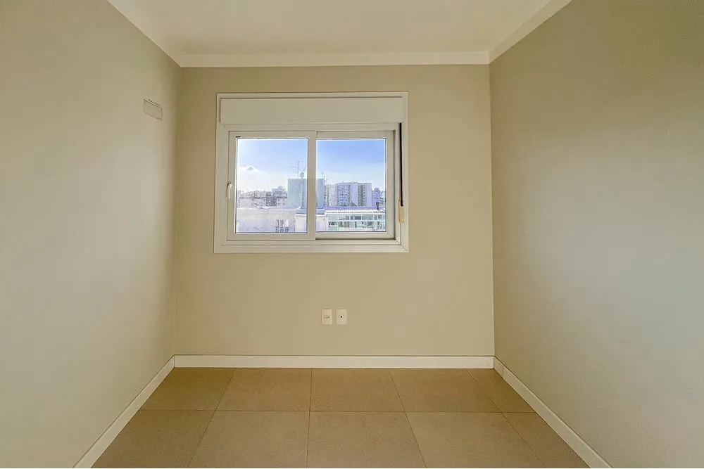CC 21 Apto 612651033-48 - REMAX Pillares Exclusividades