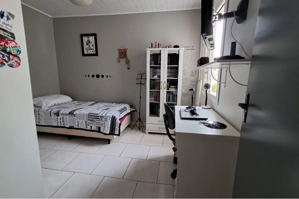 JAI 52 Casa 612531034-100 - Remax MC3 Exclusividades