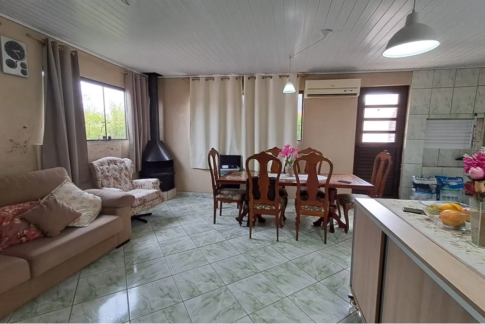 JAI 52 Casa 612531034-100 - Remax MC3 Exclusividades