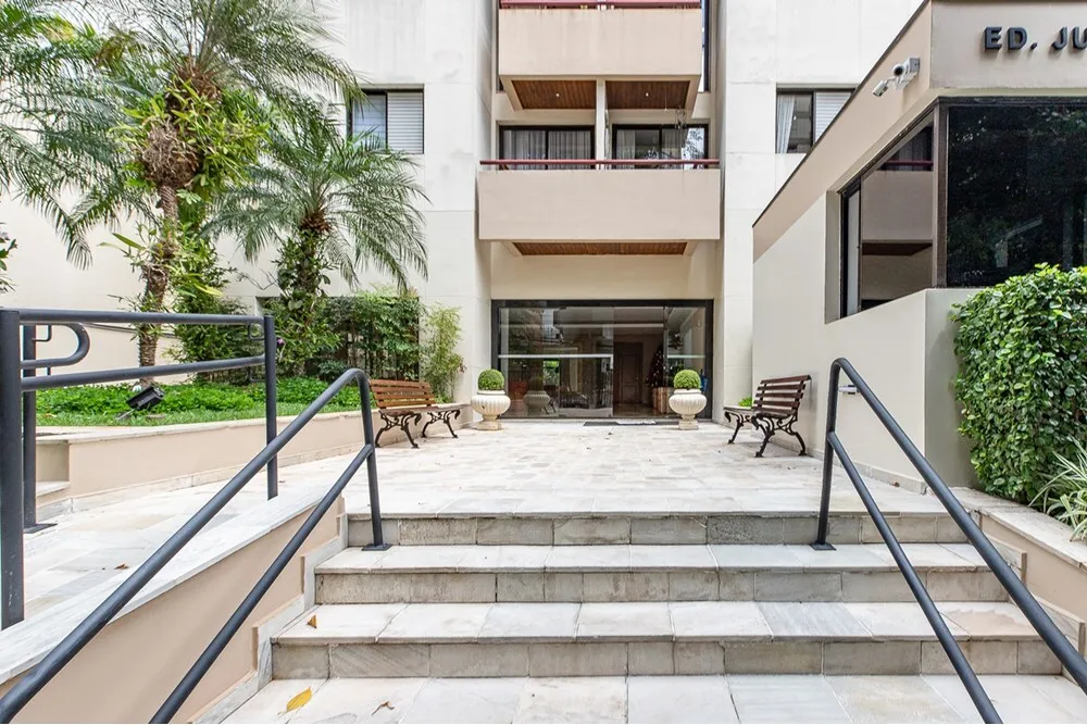 MJ 887 Apto 601241044-23 - REMAX Ville Exclusividades