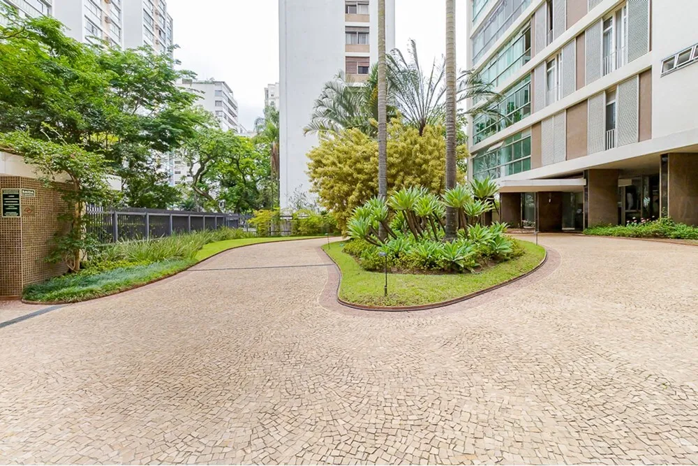 HP 147 Apto 601081007-80 - REMAX Lepex Exclusividades