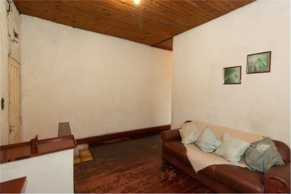BJDSJ 515 Casa 601971018-1195 - REMAX Empire Exclusividades