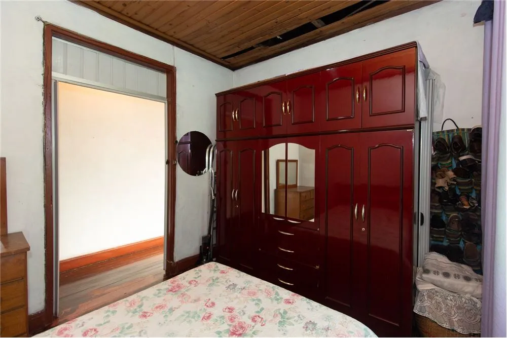 BJDSJ 515 Casa 601971018-1195 - REMAX Empire Exclusividades