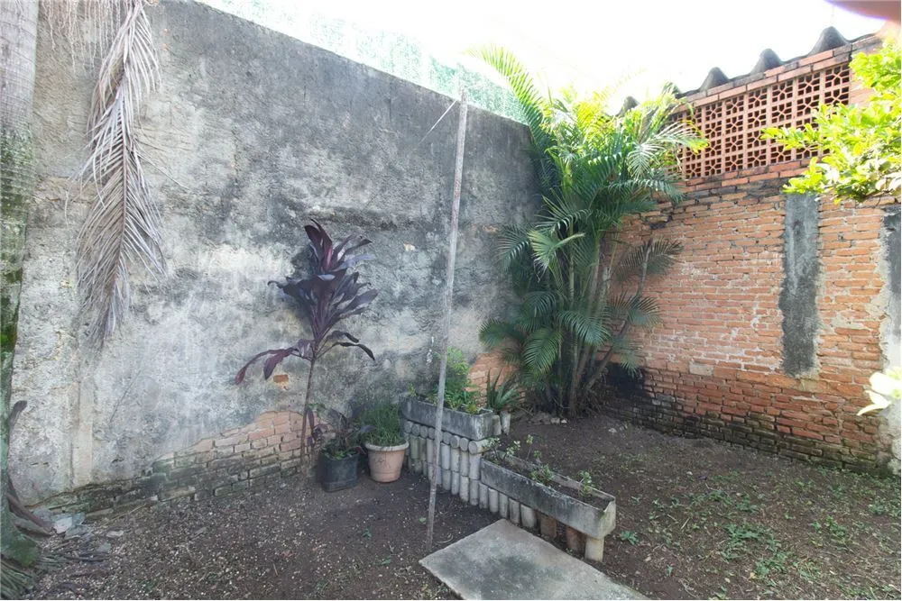BJDSJ 515 Casa 601971018-1195 - REMAX Empire Exclusividades