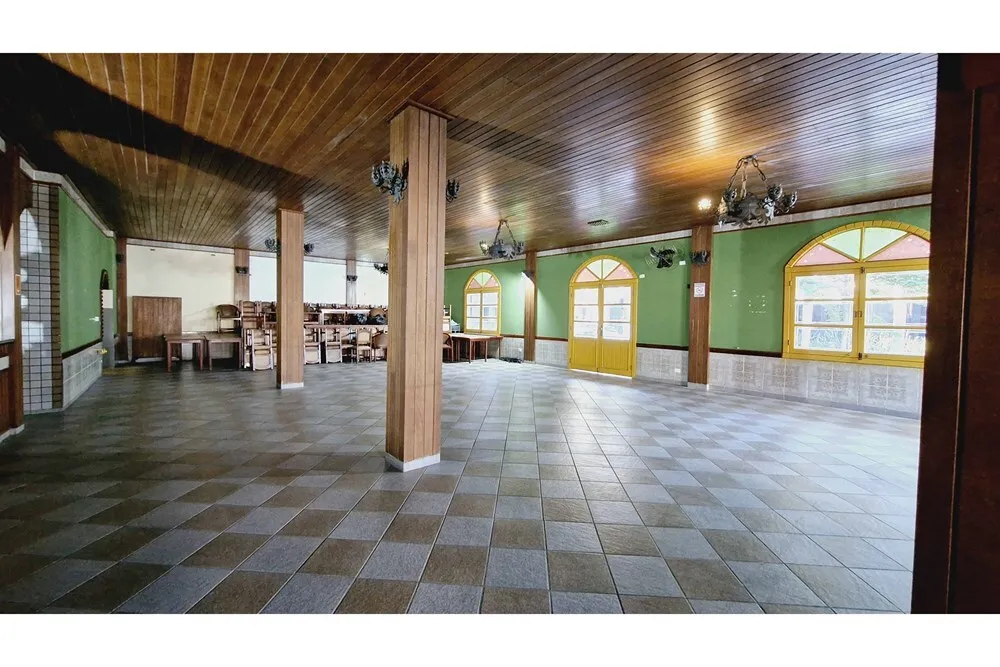BSA 3696 Sala 601361003-166 - REMAX Trio Exclusividades