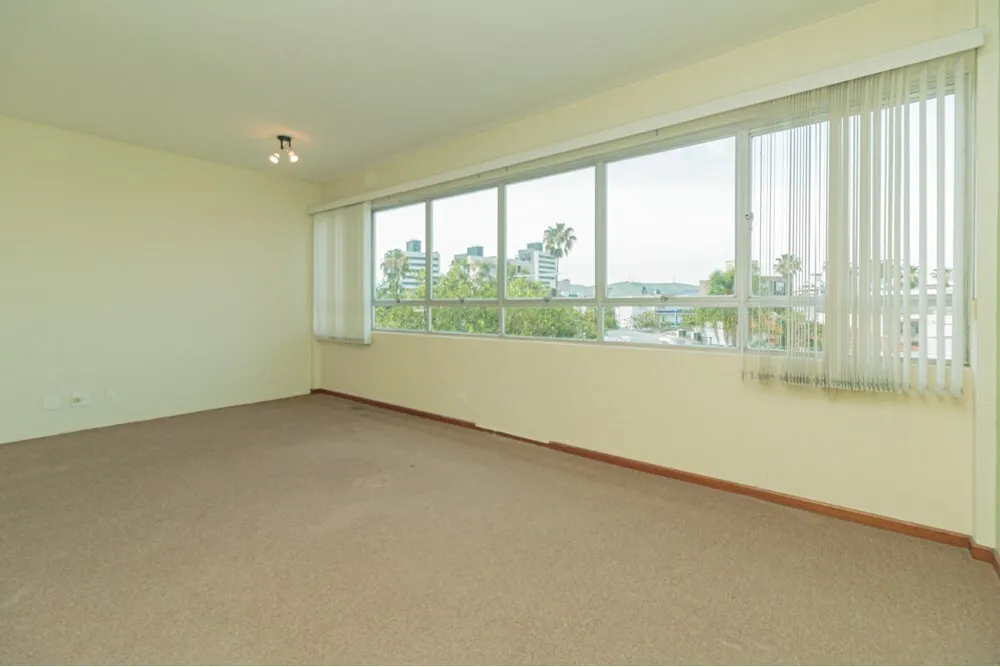 PI 165 Sala 610221046-15 - REMAX Donno Exclusividades