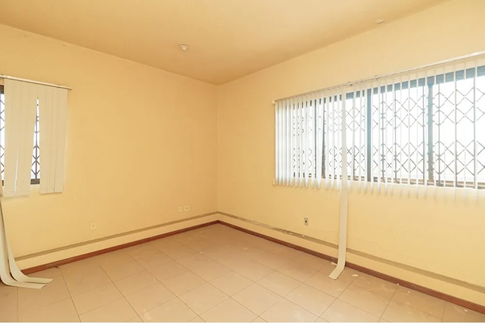 SAB 6352 Prédio 610221046-14 - REMAX Donno Exclusividades