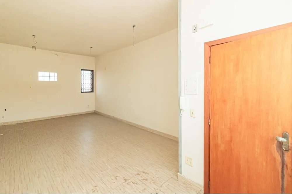 SAB 6352 Prédio 610221046-14 - REMAX Donno Exclusividades