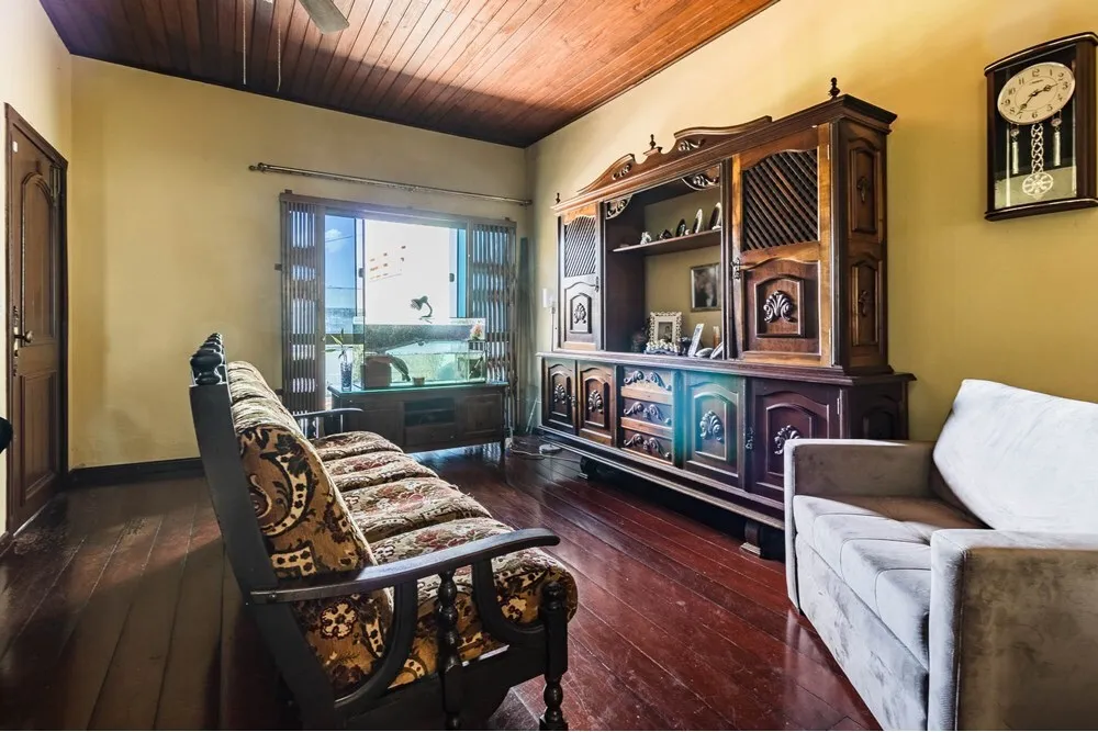 PEDA 88 Casa 612511042-24 - REMAX Moderna Exclusividades