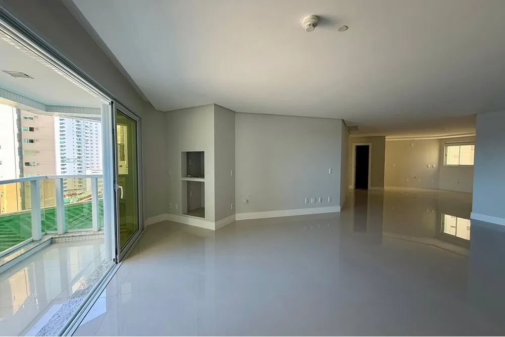 PJL 32 Apto 590231010-110 - REMAX Dream On Exclusividades