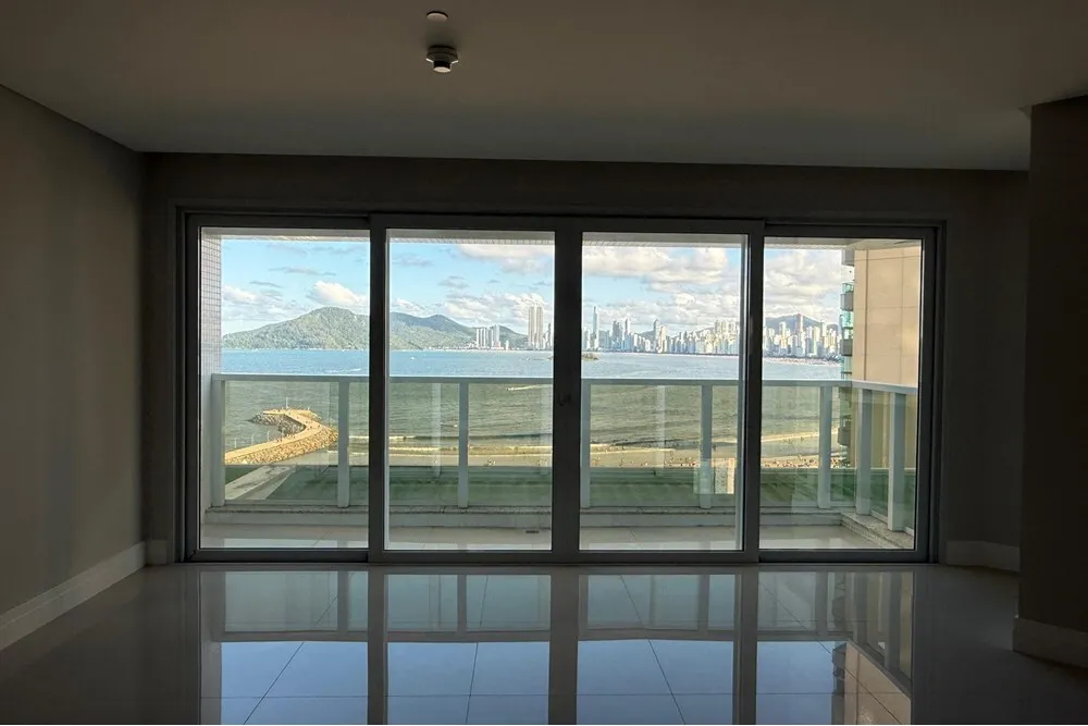 PJL 32 Apto 590231010-110 - REMAX Dream On Exclusividades