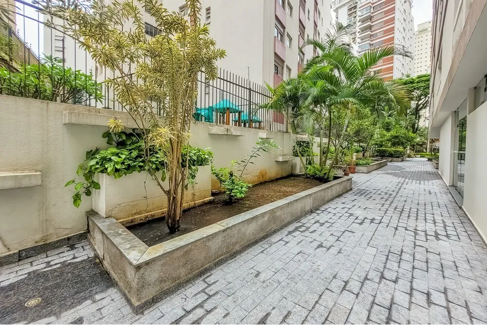 HBDI 821 Apto 601081048-22 - REMAX Lepex Exclusividades