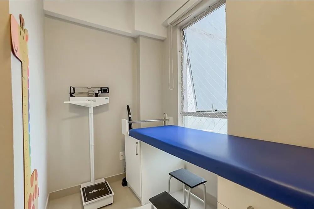PT 572 Sala 610101004-40 - REMAX Tri Exclusividades