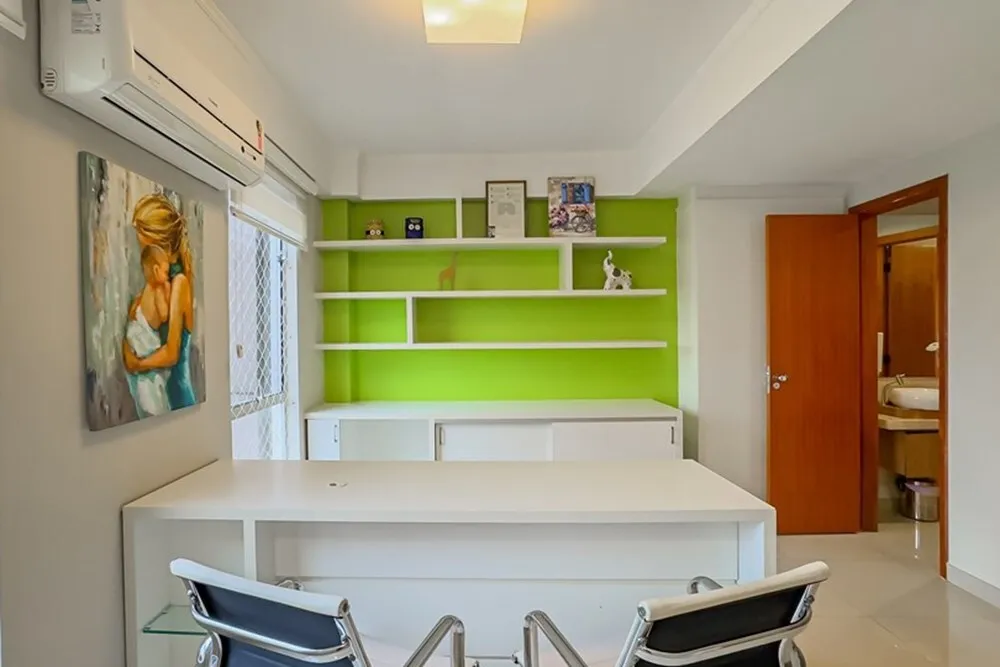 PT 572 Sala 610101004-40 - REMAX Tri Exclusividades