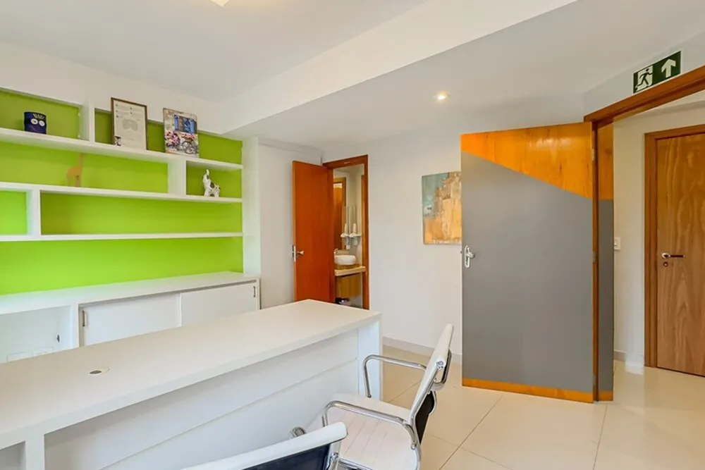 PT 572 Sala 610101004-40 - REMAX Tri Exclusividades