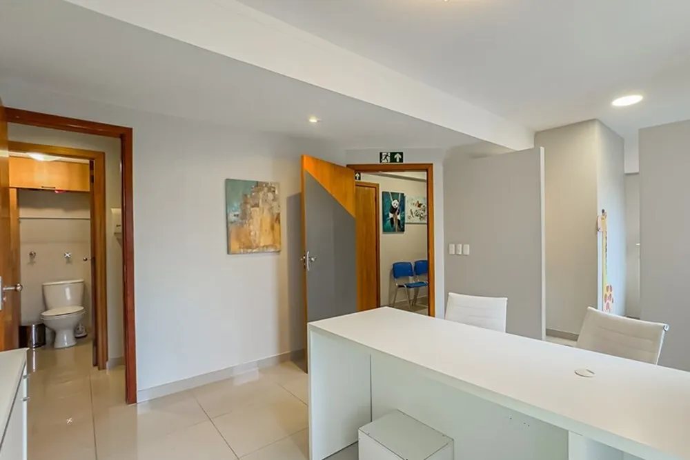 PT 572 Sala 610101004-40 - REMAX Tri Exclusividades