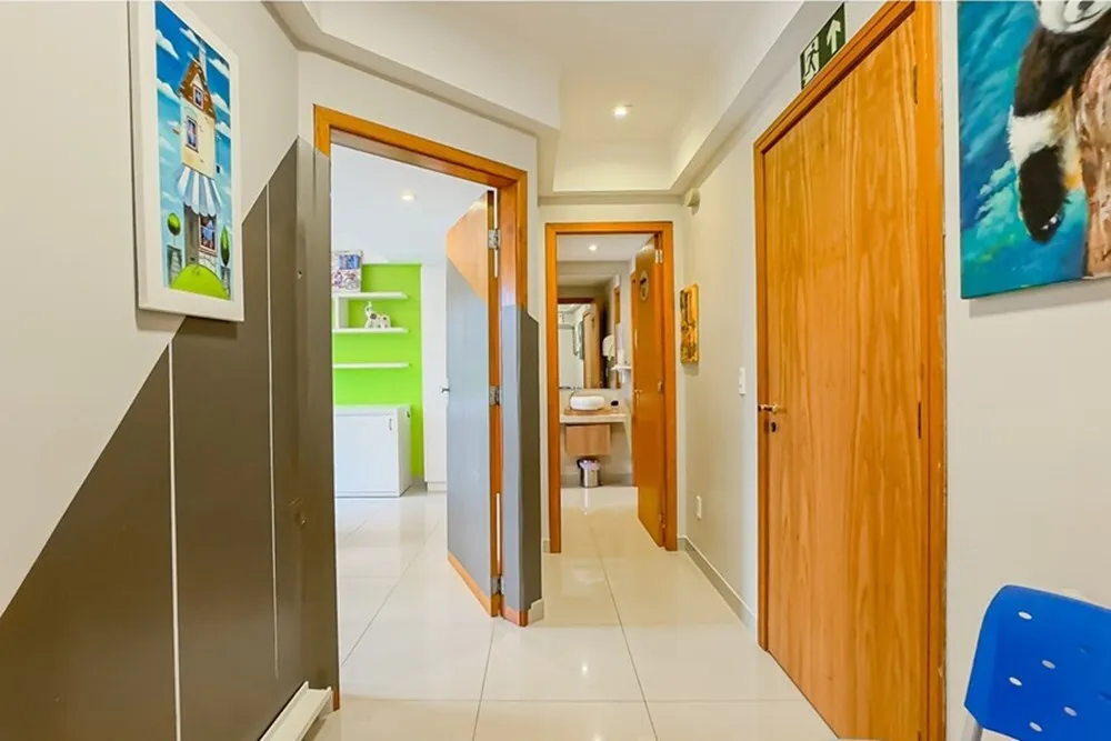 PT 572 Sala 610101004-40 - REMAX Tri Exclusividades