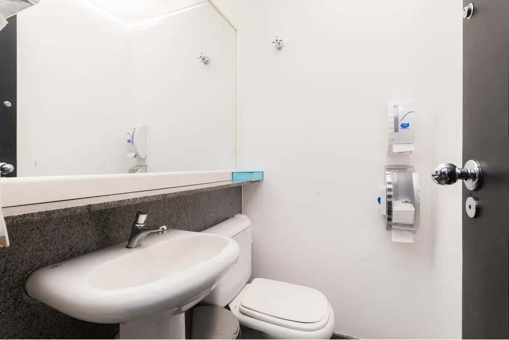 PADA 1857 Sala 601401028-23 - REMAX Paradisus Exclusividades