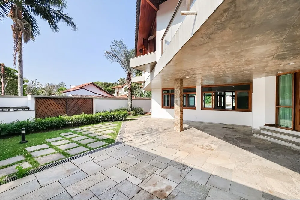 JFE 365 602291018-100 - REMAX B12 Exclusividades