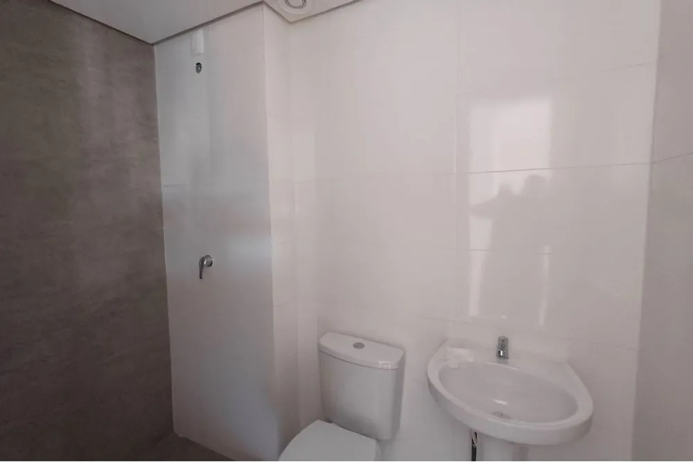 VIB 90 Apto 612541008-39 - REMAX Street Exclusividades