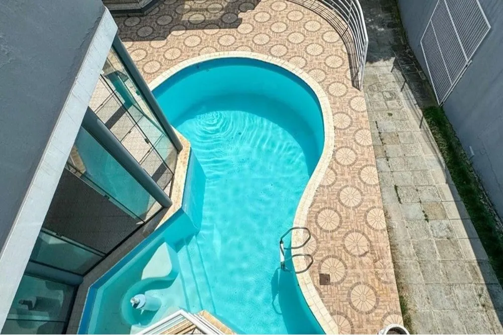 AT 937 612541001-102 - REMAX Street Exclusividades