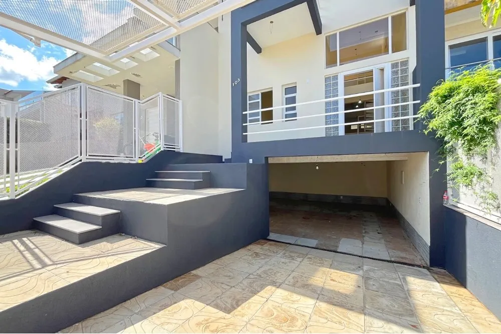 HFKDA 103 Casa 610191034-100 - REMAX Casa Sul Exclusividades