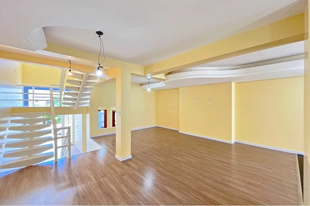 HFKDA 103 Casa 610191034-100 - REMAX Casa Sul Exclusividades