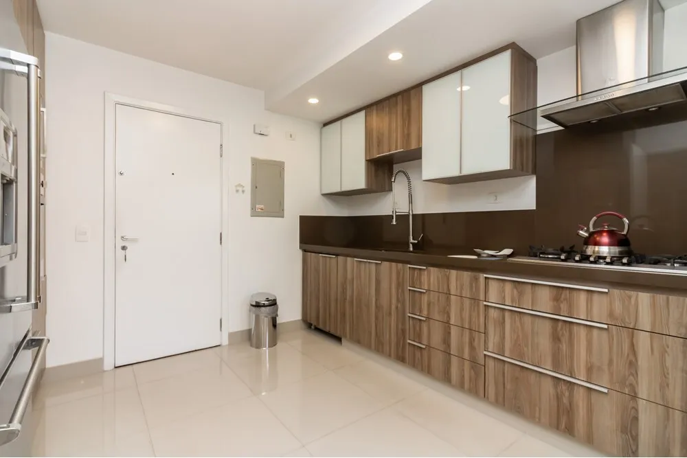 CCOF 1234 Apto 601721028-32 - REMAX Front Exclusividades