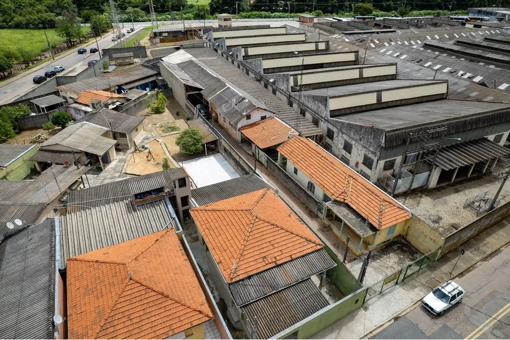 VNBDAG 271 Pavilhão 690591010-39 - REMAX Máxima Exclusividades