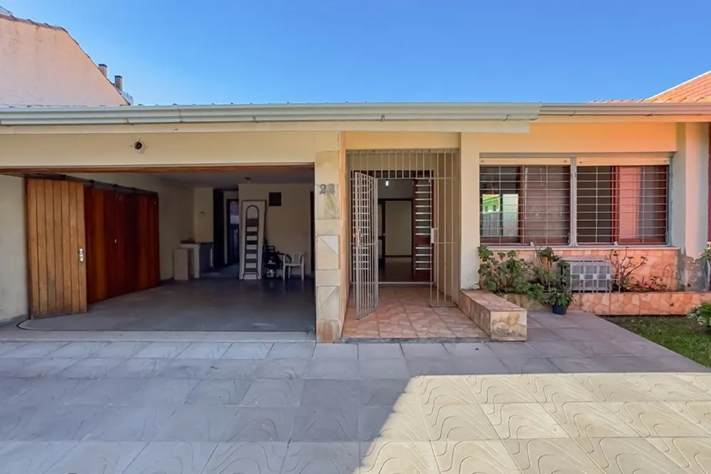 JLH 22 Casa 610101004-43 - REMAX Tri Exclusividades
