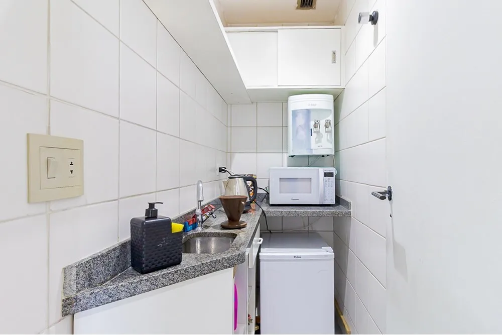 SCA 672 Sala 601081007-90 - REMAX Lepex Exclusividades
