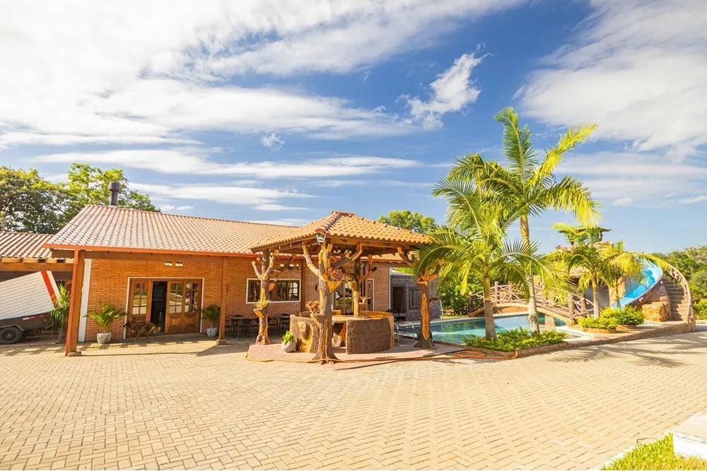 ÁCDP 2599 612531046-158 - Remax MC3 Exclusividades