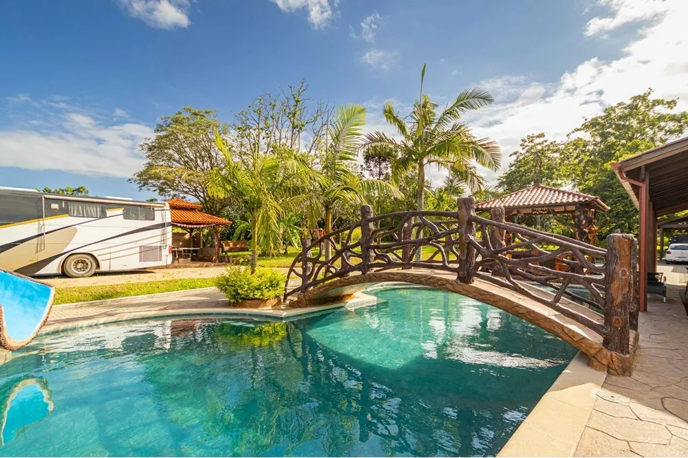 ÁCDP 2599 612531046-158 - Remax MC3 Exclusividades