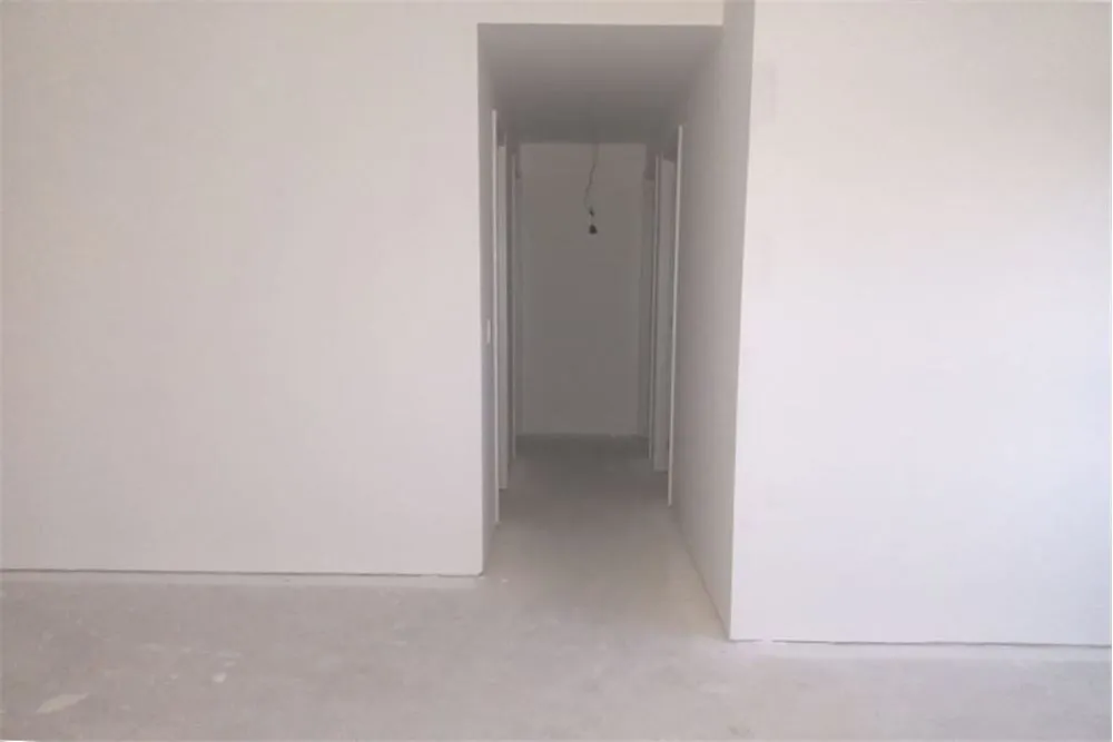 JLG 520 Apto 612511054-23 - REMAX Moderna Exclusividades