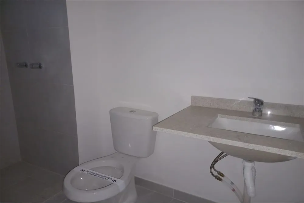 JLG 520 Apto 612511054-23 - REMAX Moderna Exclusividades