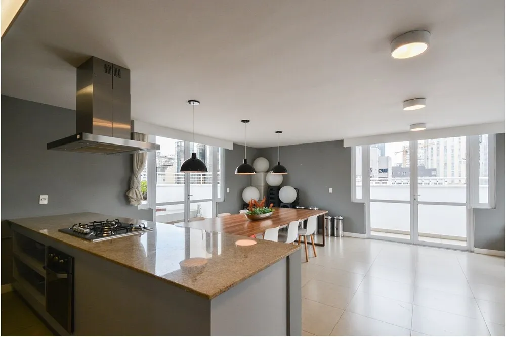 RBF 181 Apto 601131017-32 - REMAX Ares Exclusividades