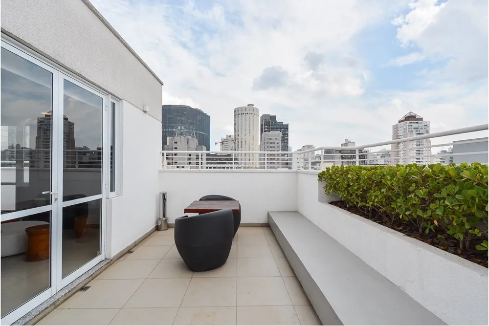 RBF 181 Apto 601131017-32 - REMAX Ares Exclusividades