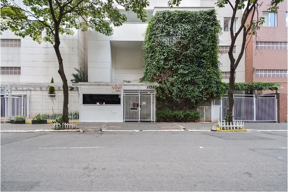 RBF 181 Apto 601131017-32 - REMAX Ares Exclusividades