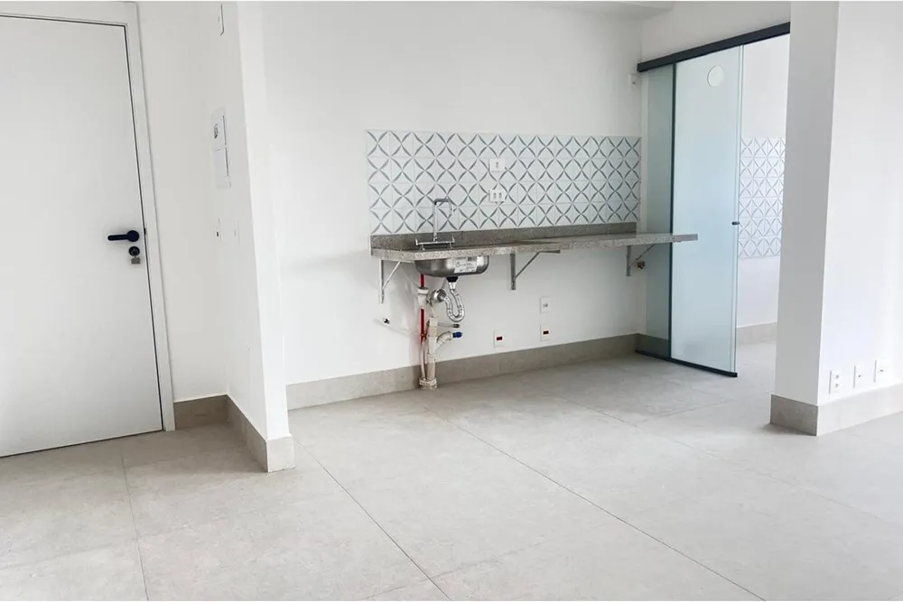 BS 430 Apto 601361051-17 - REMAX Trio Exclusividades