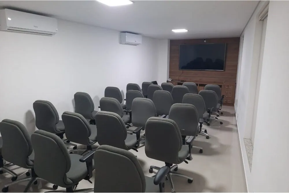 IV 7148 Prédio 601081062-18 - REMAX Lepex Exclusividades