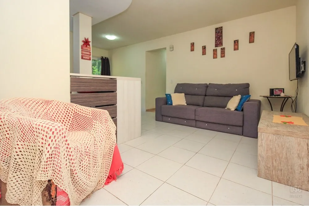 ESM 250 Apto 610191035-113 - REMAX Casa Sul Exclusividades