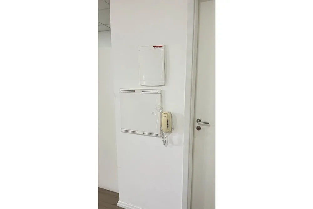 PPL 215 Sala 601261073-41 - REMAX Terra Exclusividades