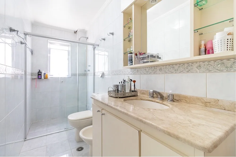 HBDI 544 Apto 601081056-23 - REMAX Lepex Exclusividades