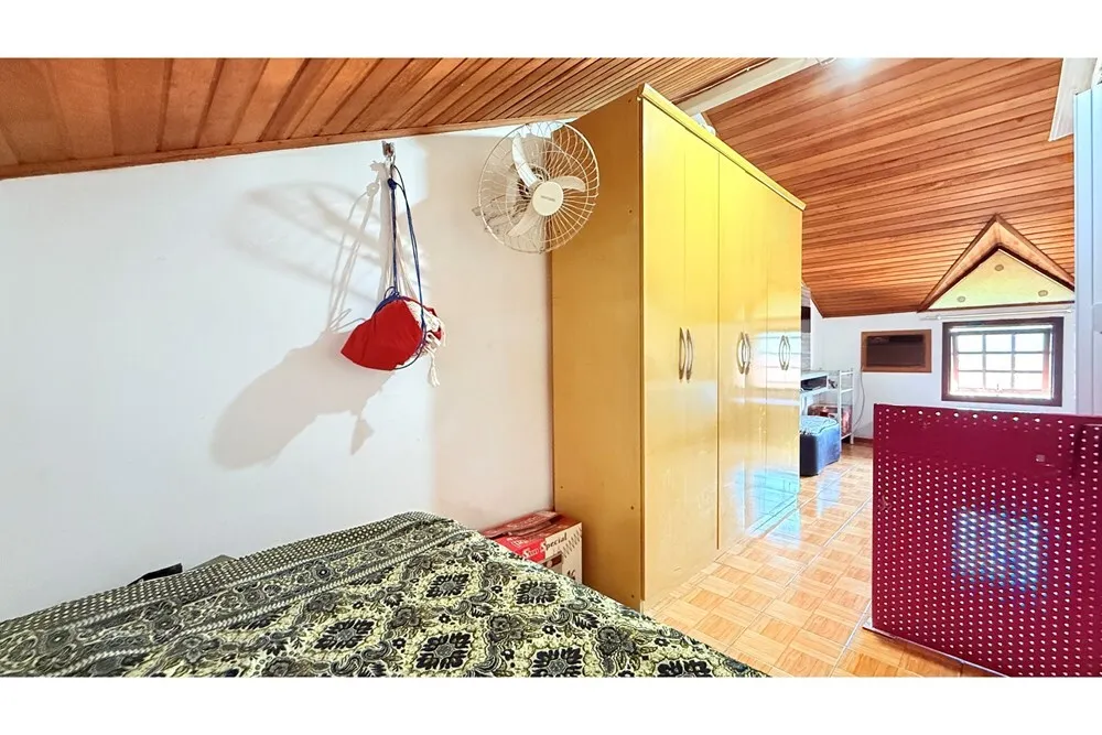 VNMC 100 Casa 610191037-77 - REMAX Casa Sul Exclusividades