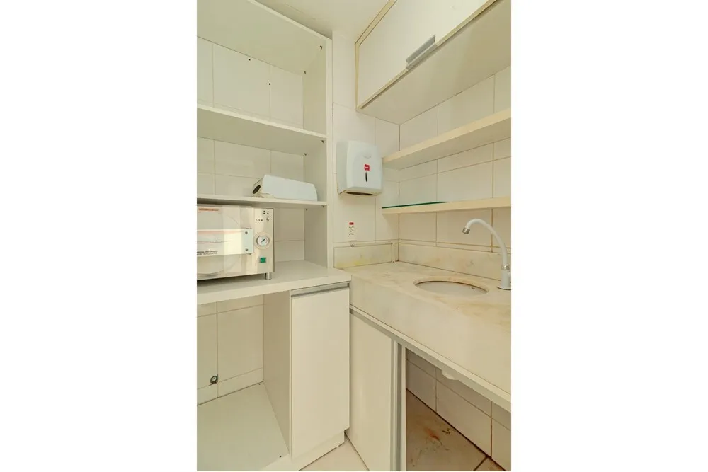 CDDN 200 Sala 610221045-27 - REMAX Donno Exclusividades