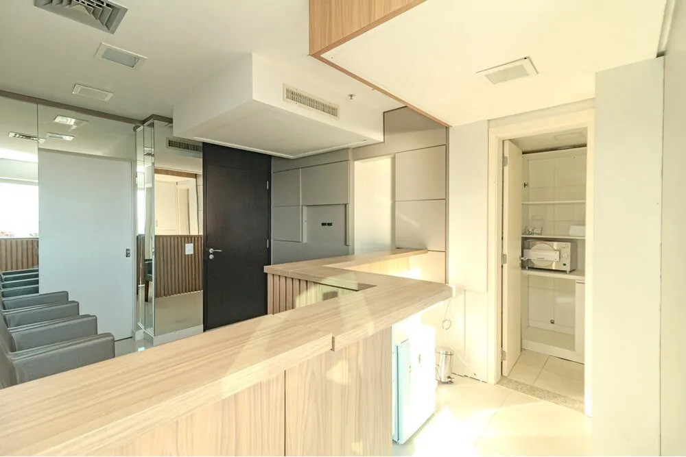 CDDN 200 Sala 610221045-27 - REMAX Donno Exclusividades