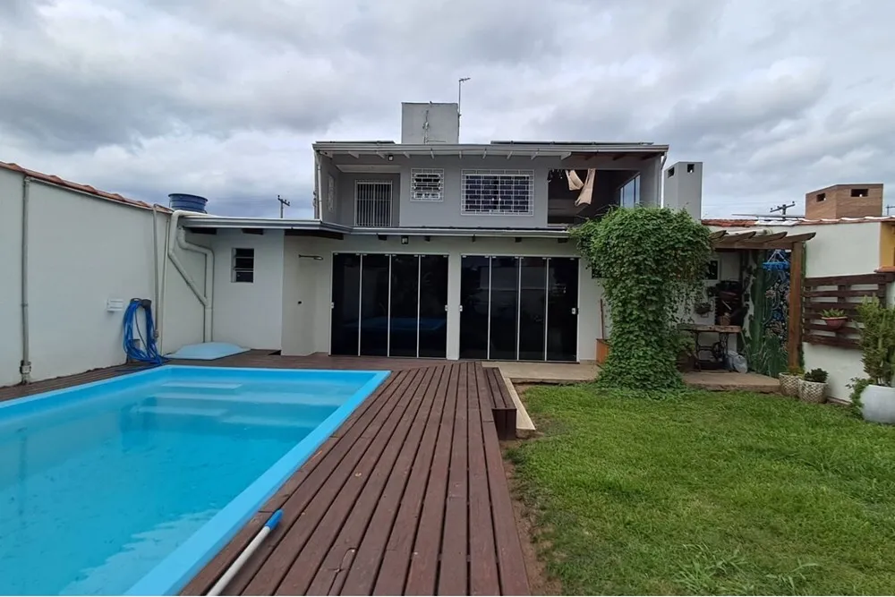 AGM 894 Casa 612531034-123 - Remax MC3 Exclusividades